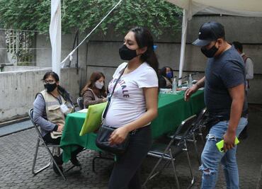 Inicia vacunación contra Covid-19 a embarazadas en Cuauhtémoc