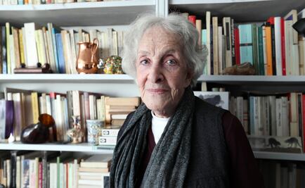 La poesía no debe ser especializada o recóndita: Ida Vitale