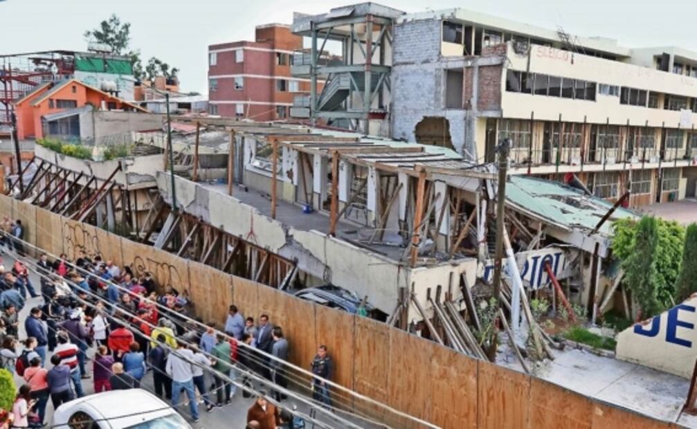 Dan prisión preventiva al director responsable de obra del Colegio Rébsamen 