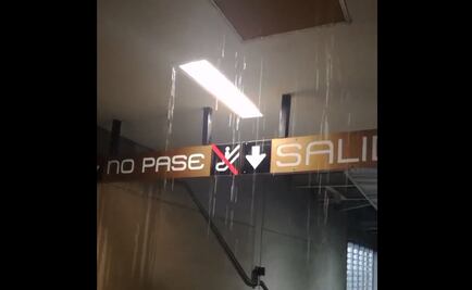 Llueve en estación de Línea 12 del Metro