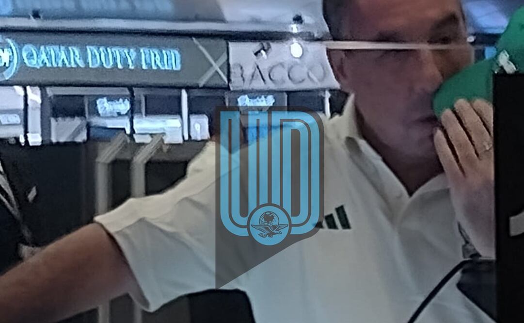 El dueño del Club América llegando al aeropuerto de Doha / Foto: Edgar Luna - EL UNIVERSAL