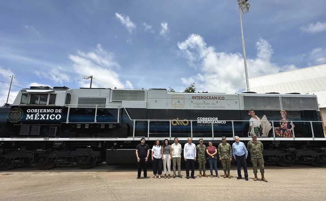 Locomotora de tren interoceánico /Foto: Presidencia