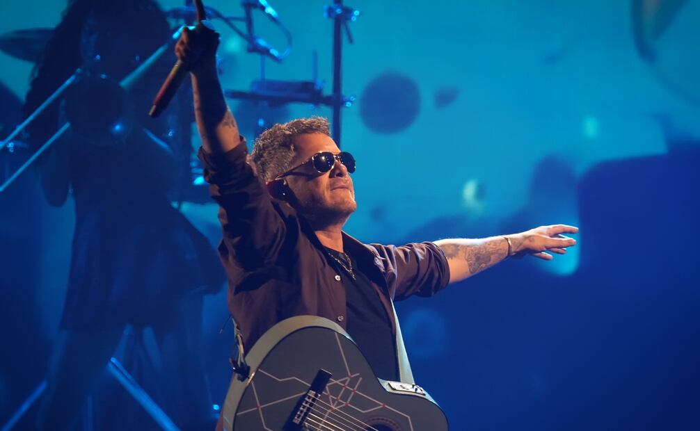 Alejandro Sanz conquista Puebla y sana los corazones partidos. Fotos de Ocesa