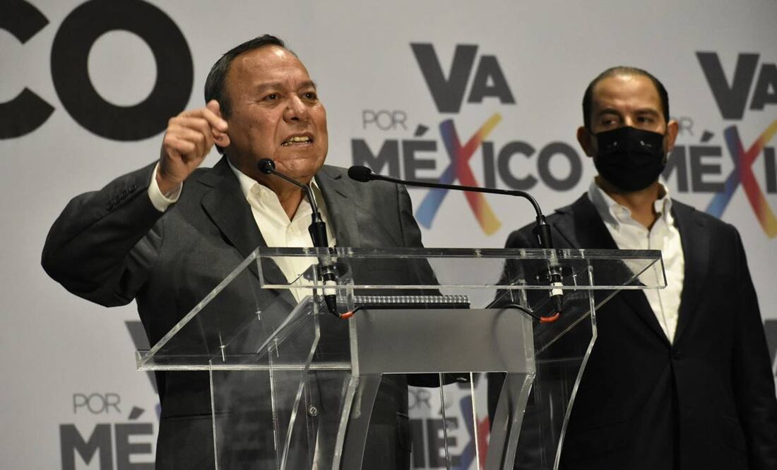 Los líderes nacionales del PAN y del PRD, Marko Cortés y Jesús Zambrano, respectivamente. Foto: Archivo / EL UNIVERSAL