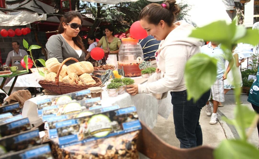 Aumenta en enero la confianza de los consumidores 