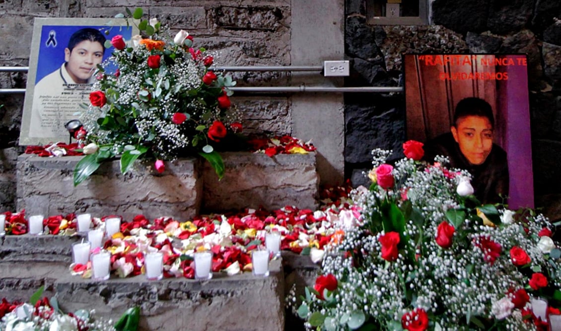 Recuerdan a víctimas del New’s Divine a 17 años del fallido operativo, en la alcaldía Gustavo A. Madero, donde 12 personas perdieron la vida. Foto: especial