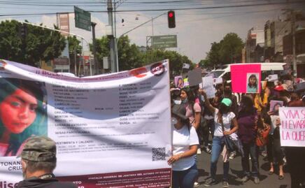 Manifestantes exigen la aparición de Mitzy, alumna del CCH Oriente