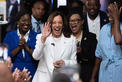 Kamala Harris, dispuesta a incluir a un republicano en su gobierno si gana elecciones presidenciales de EU