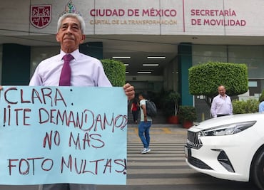 Clara Brugada presentará propuesta a taxistas inconformes por fotomultas; choferes se reúnen con Semovi