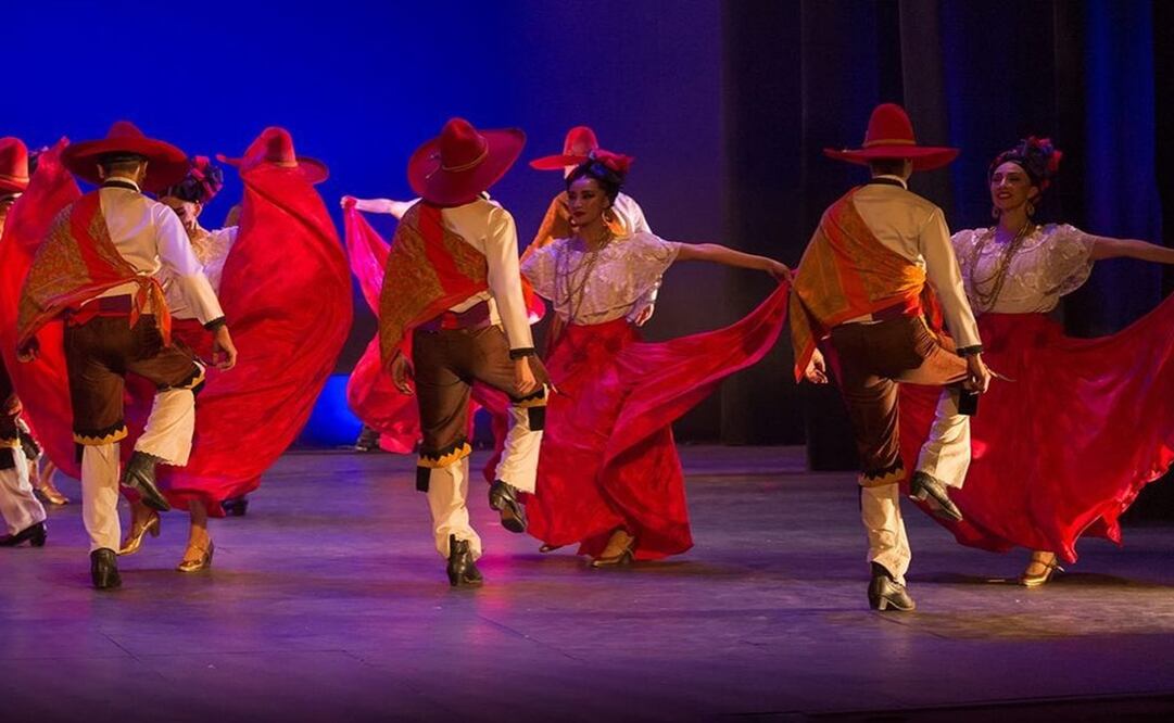 La compañía se presentará en Bellas Artes, donde interpretarán bailes folklóricos. Foto: Instagram