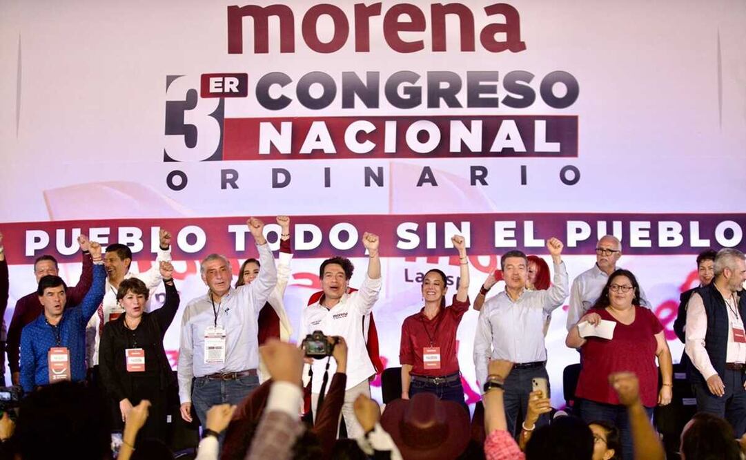 El evento cuenta con la presencia de los congresistas del partido, así como gobernadores, gobernadoras y legisladores. Foto: Germán Espinosa / EL UNIVERSAL