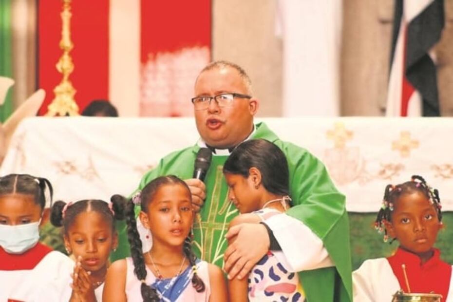 Parroquia da cobijo a venezolanos en Costa Rica