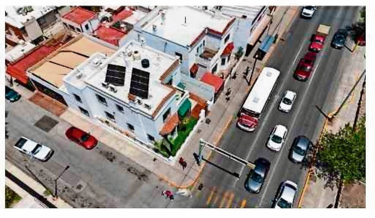 Javier Corral posee un local en Independencia 2001, colonia Centro, en Chihuahua, sede de su librería Sandor Márai. Foto: Especial