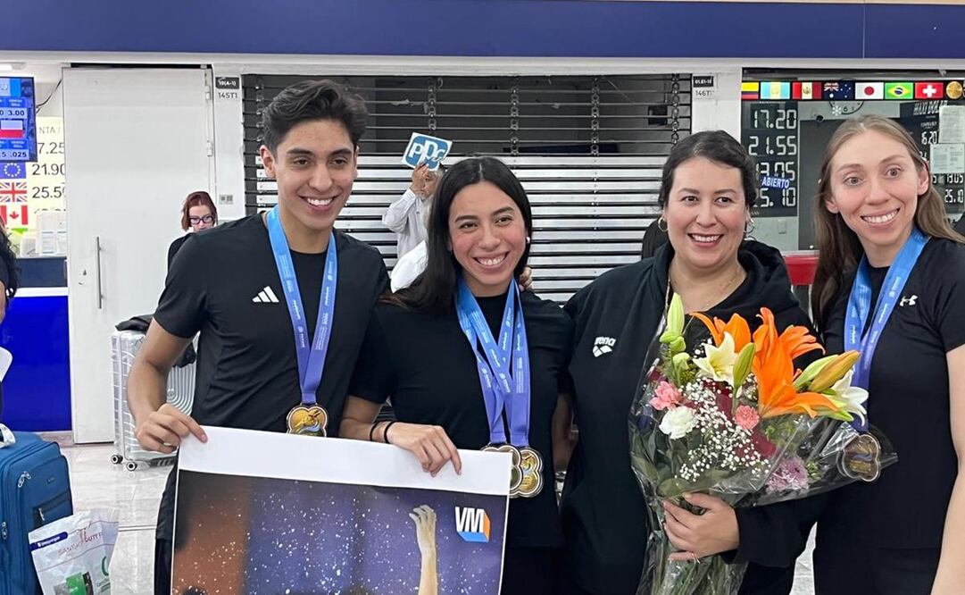 Diego Villalobos, Miranda Barrera y Glenda Inzunza, integrantes de la selección mexicana de natación artística / Foto: Alberto Vargas-EL UNIVERSAL