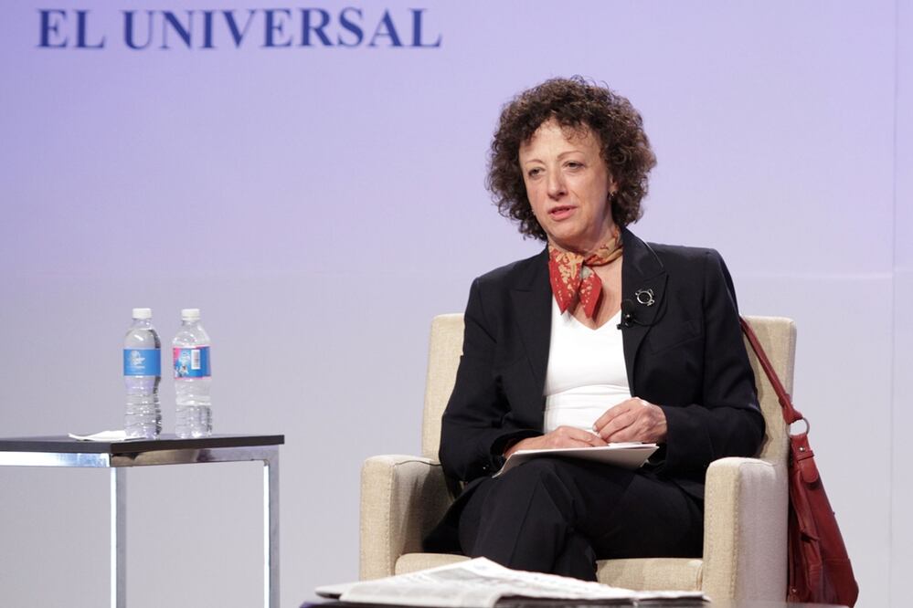 La ex comisionada presidenta del IFAI, Jacqueline Peschard sugirió a los periodistas potencializar las solicitudes de información a las entidades gubernamentales través de los portales de transparencia para hacer investigaciones más profundas en su labor diaria. Foto: Carlos Mejía/EL UNIVERSAL