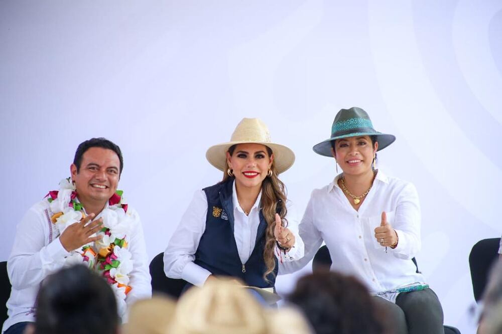 "El dinero es del pueblo y regresa al pueblo, a través de becas, pensiones y programas sociales", asegura Evelyn Salgado