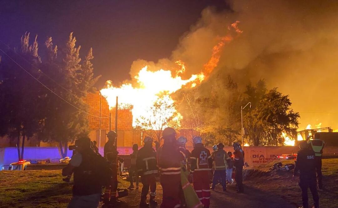 Incendio en Central de Abasto. Foto: Valente Rosas. EL UNIVERSAL