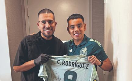 Philly López, el encargado de "poner guapos" a los jugadores de la Selección Mexicana antes de cada juego; todo inició en 2016 