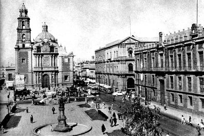 Plaza de Santo Domingo, un viaje al pasado