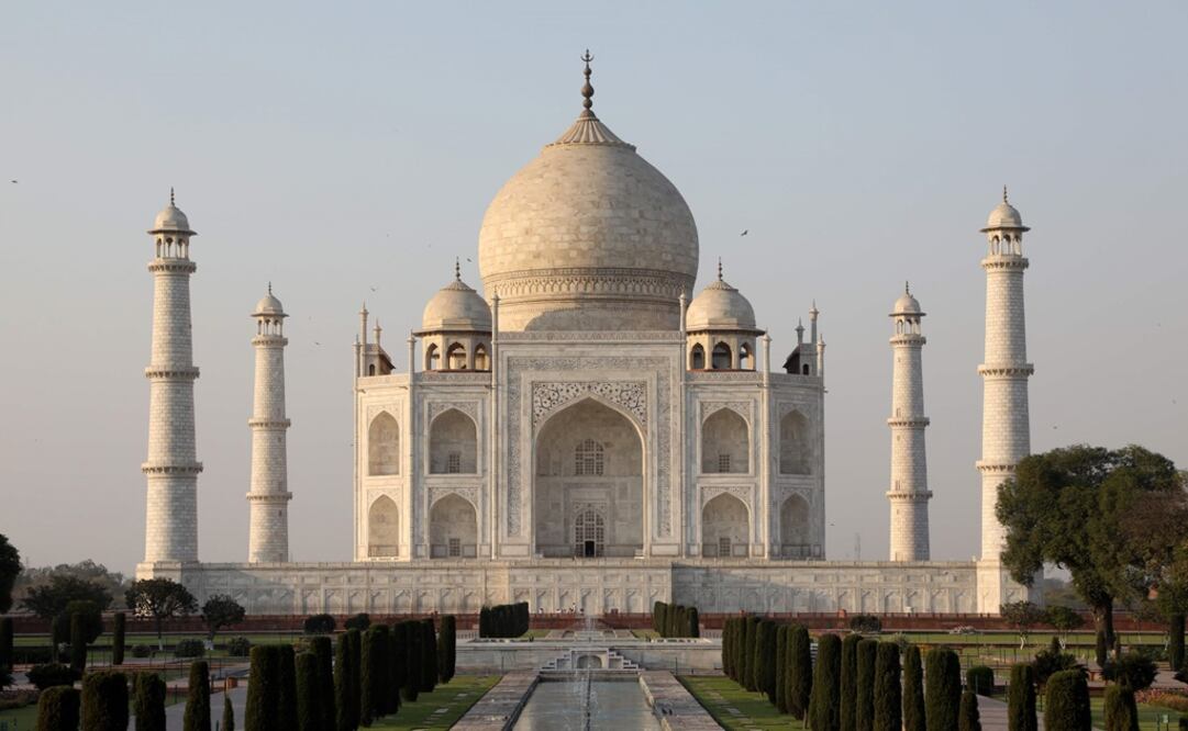 El creciente nivel de contaminación supone un serio peligro para el Taj Mahal. Foto: AFP/Ludovic MARIN