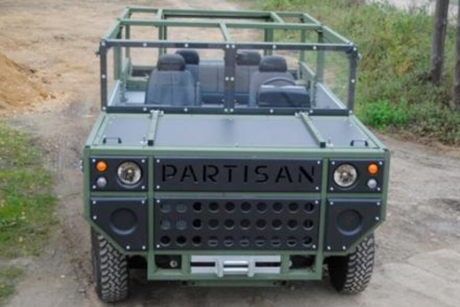 Partisan One, la indestructible SUV con 100 años de garantía