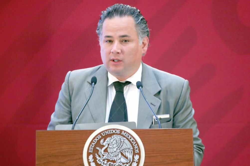 Santiago Nieto aseguró que de manera bimestral se darán a conocer los reportes de detenidos y de dinero congelado por robo de hidrocarburos. Foto: ARCHIVO EL UNIVERSAL