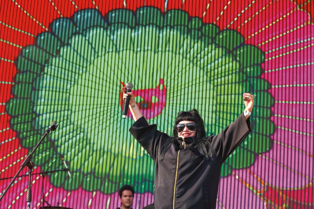 La intérprete puso a bailar a su público y se dijo a favor de la libertad de prensa (ARIEL OJEDA. EL UNIVERSAL)