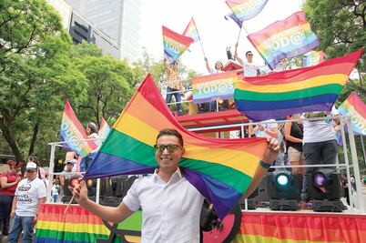 CNDH llama a defender derechos de gays 