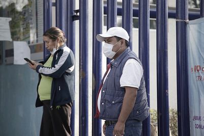 Aplica IMSS vacunas contra la influenza