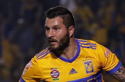 Con doblete de Gignac Tigres derrota al Atlas 