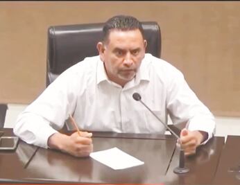 Diputado cuestiona pandemia y receta té de canela