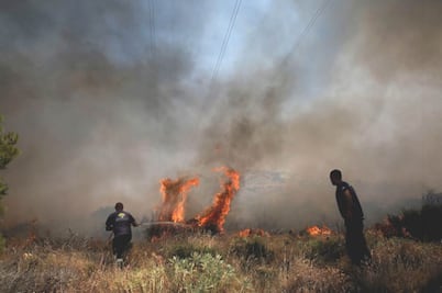 Los incendios en Grecia evolucionan bajo control
