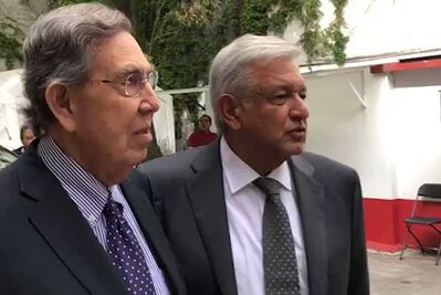 AMLO se reúne con Cuahtémoc Cárdenas previo a reunión con Peña Nieto