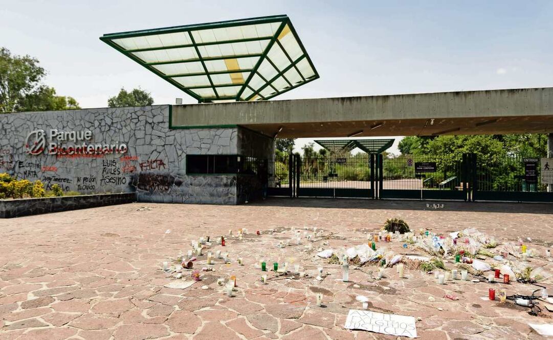 La Fiscalía de la CDMX confirmó que las grúas que cayeron sobre los dos fotoperiodistas y que les ocasionó la muerte, no fueron reportadas en el Plan de Protección Civil. (22/04/2025) Foto: Hugo Salvador | El Universal