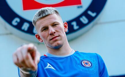 Cruz Azul hace oficial el fichaje del polaco Mateusz Bogusz