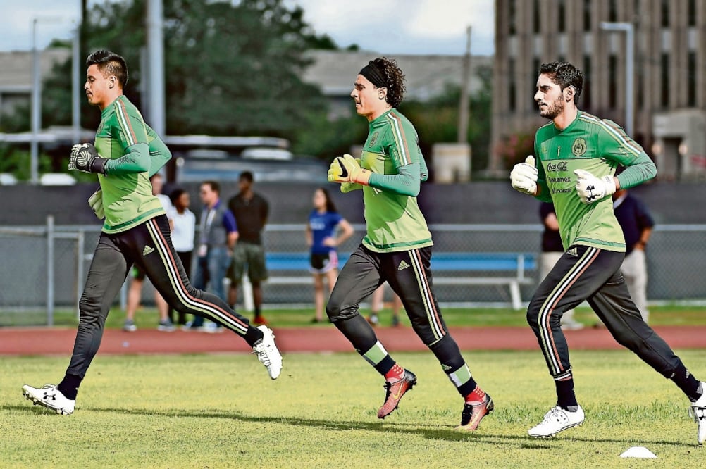 La tercia de cancerberos se ha desempeñado con solvencia (ETZEL ESPINOSA. IMAGO7)