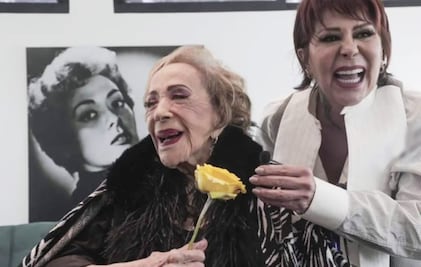 Al pie del cañón, Alejandra Guzmán cuida a Silvia Pinal desde el hospital: "hay que pedir por ella"