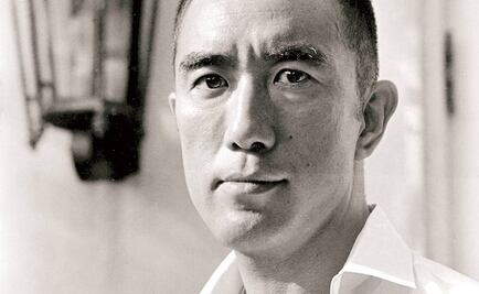 Yukio Mishima vació su obra en el papel y en la carne