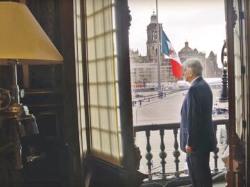 AMLO toma oficina de Mancera