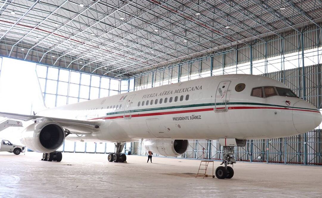 El avión marca Boeing Company modelo 757-225, llamado antiguo avión Presidencial, se vendió en $65,000,000.00 de pesos. Foto: Especial