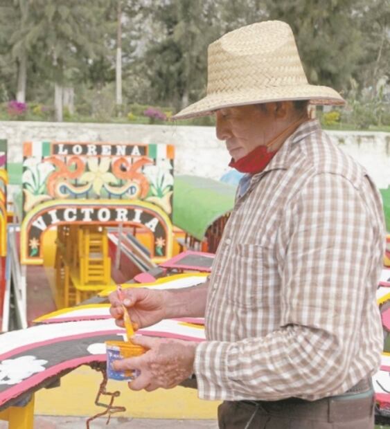 Manita de gato y pintura para “Kenia” y “Lupita”