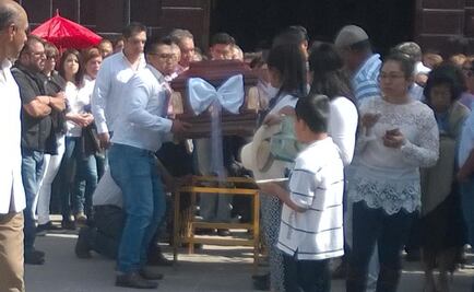 Sepultan a víctima 41 de explosión en Tultepec