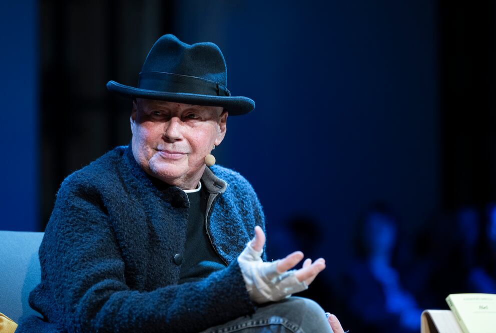 Algunas obras más reconocidas del escritor y reportero italiano Alessandro Baricco son Land of Glass (Premio Médicis, 1991), Ocean Sea (1993) y Silk (1996). Crédito: Irene Medina Lorenzo/ Anagrama