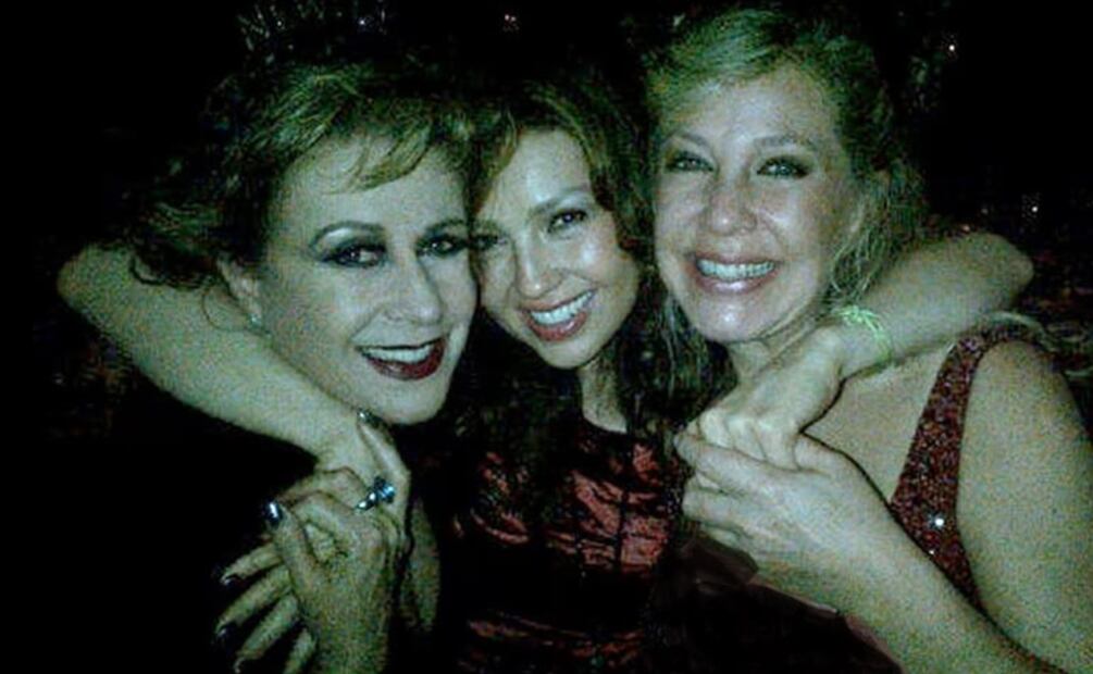 Secuesto. En 2002, fue secuestrada junto
a su hermana Ernestina Sodi. Los
captores pedían a Thalía 5mdd. Laura fue liberada primero.