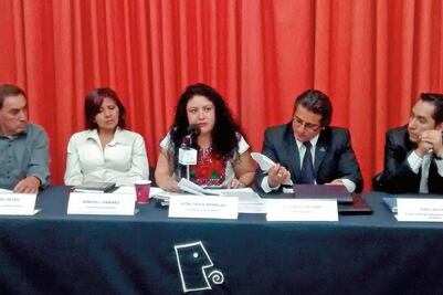 Vecinos piden a CNDH y ONU apoyo por tren México-Toluca