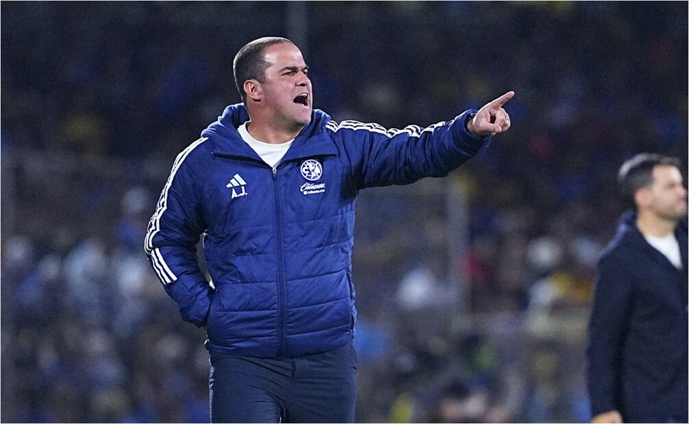André Jardine durante un encuentro en Ciudad Universitaria. FOTO: IMAGO7