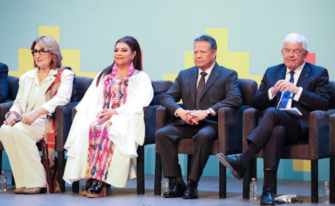 Gobernador de Hidalgo propone fortalecer municipios; plantea combatir pobreza y rezagos sociales.
Foto: Especial.