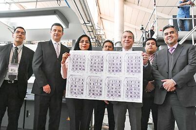 Presentan boletas para consulta vecinal