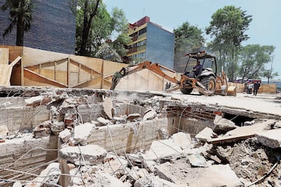 Sólo liberan 17% del dinero para reconstruir 