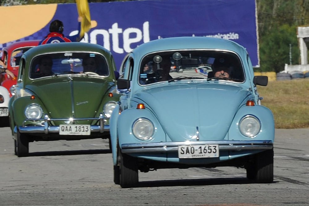 Adiós "vocho". Vivirás en nuestra memoria./Archivo El Universal y Pinterest